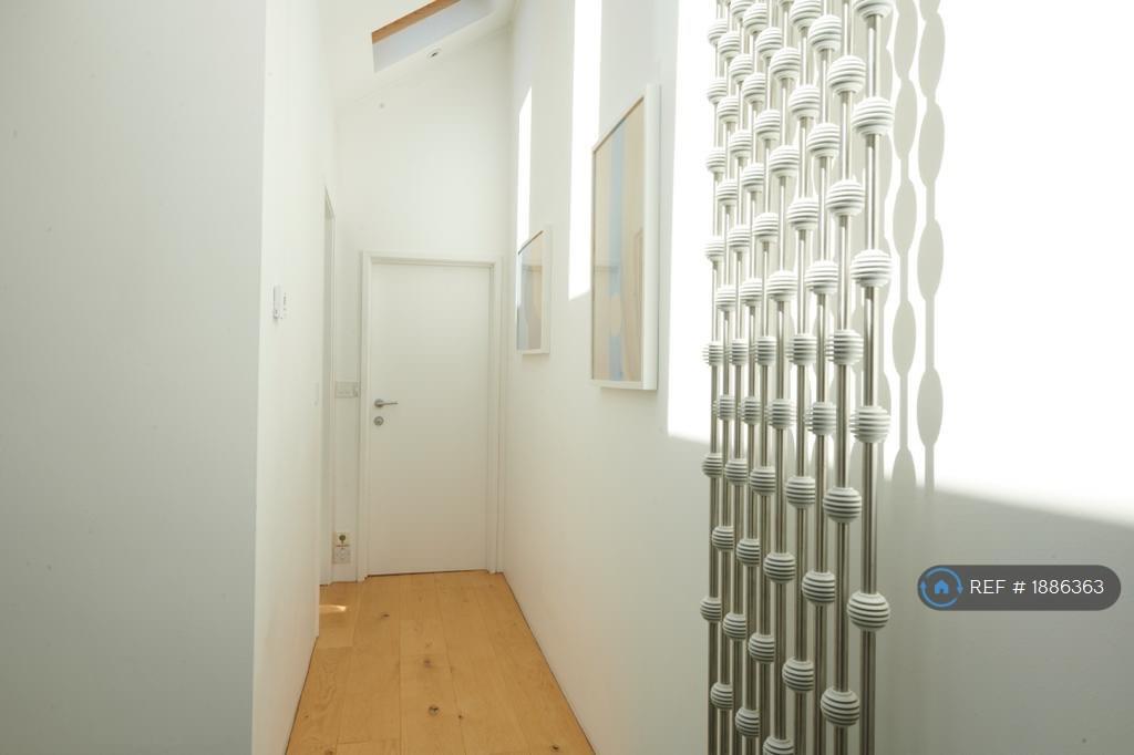 Landing - Bathroom