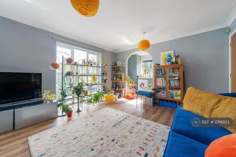 1 bedroom flat to rent, Water Lane, London, SE14