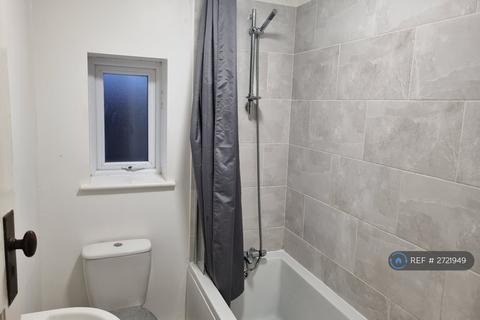 2 bedroom terraced house to rent, Chaytor Road, Consett, DH8