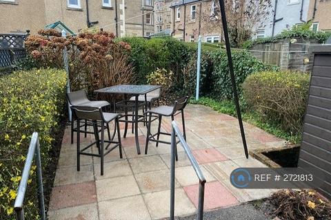 undefined, Polwarth Park, Edinburgh, EH11