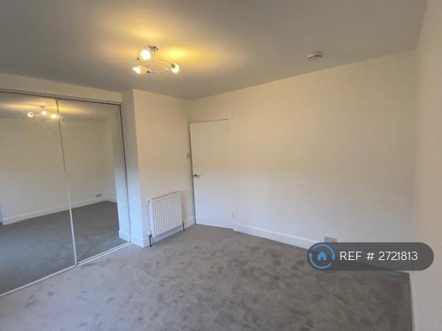 Main Bedroom 2