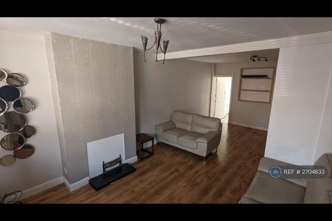 3 bedroom terraced house to rent, North Street, Coventry, CV2
