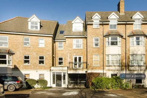 2 bedroom flat to rent, Warwick Court, London, SW19