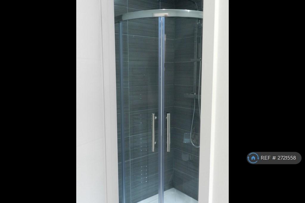 Shower Room 2