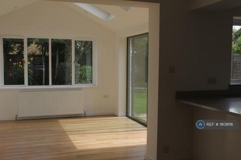 undefined, Pear Tree Close, Seer Green, Beaconsfield, HP9