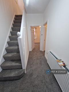 3 bedroom semi-detached house to rent, Kersal Avenue, Swinton, Manchester, M27