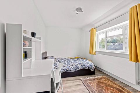 undefined, Riverside, Guildford, GUILDFORD, GU1