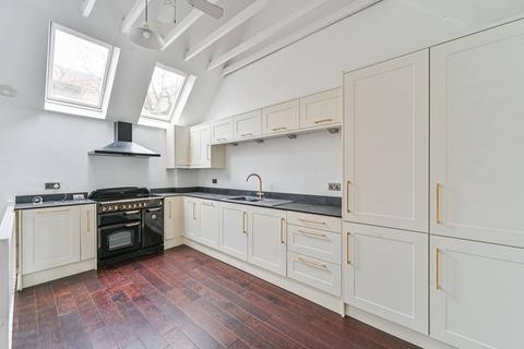 2 bedroom end of terrace house to rent, Robinscroft Mews, Greenwich, London, SE10