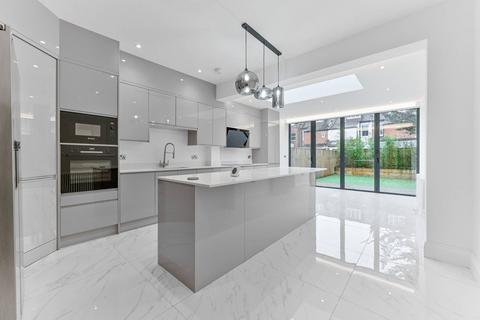 undefined, Kings Avenue, New Malden, KT3