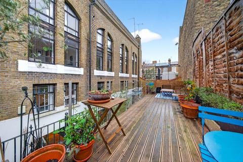 undefined, Alkham Road, London N16