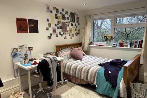4 bedroom apartment to rent, Flat 8, Fallowfield M14