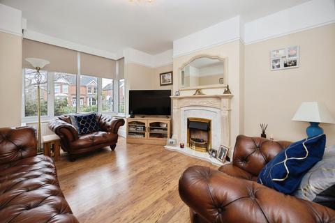 3 bedroom semi-detached house for sale, Hythe Road, Ashford, TN24 0