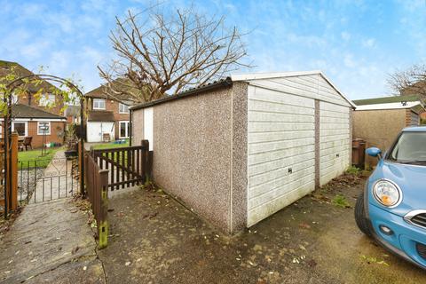 3 bedroom semi-detached house for sale, Hythe Road, Ashford, TN24 0