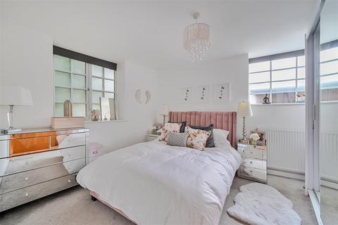 undefined, Barton Road, Exeter