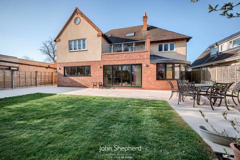 5 bedroom detached house for sale, Norton Lane, Earlswood, Solihull, B94