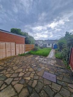 undefined, Suffolk Road