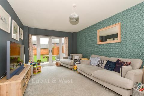 undefined, Bellevue Farm Road, Crawley RH11