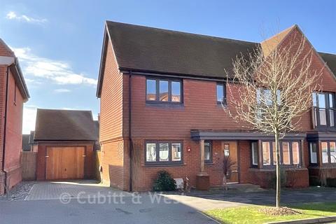 undefined, Bellevue Farm Road, Crawley RH11