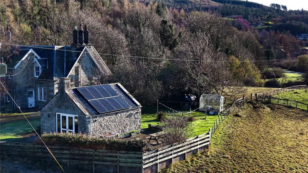 Dalmalin Lodge