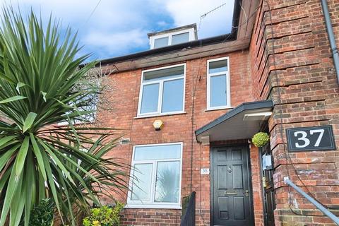 3 bedroom terraced house for sale, Costock Avenue, Sherwood, Nottingham, NG5 3AT