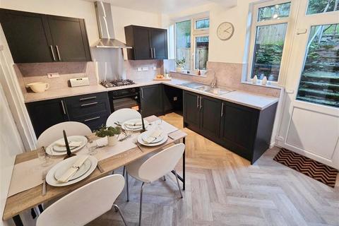 3 bedroom terraced house for sale, Costock Avenue, Sherwood, Nottingham, NG5 3AT