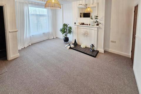 3 bedroom terraced house for sale, Costock Avenue, Sherwood, Nottingham, NG5 3AT