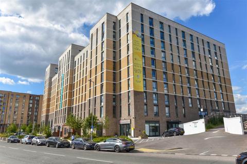 undefined, Luton LU2