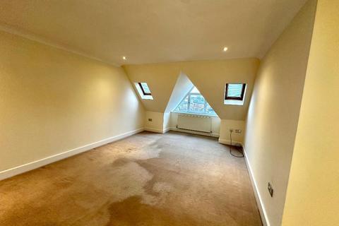 2 bedroom flat to rent, Stanley Road, Bromley, Kent, BR2 9JP