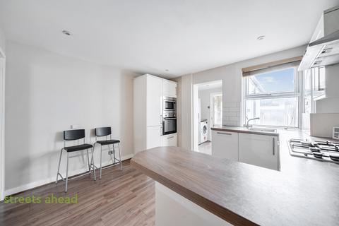 undefined, Selsdon Road, South Croydon, CR2
