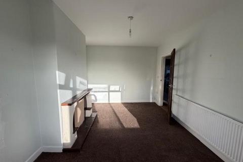 undefined, Uplands Crescent, Bradford BD13