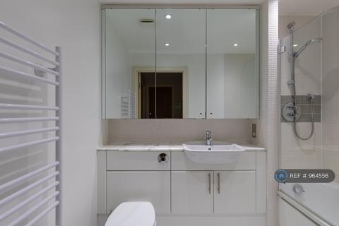 1 bedroom flat to rent, Gainsborough House, London, E14