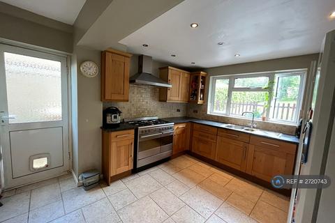 undefined, Cloonmore Avenue, Orpington, BR6