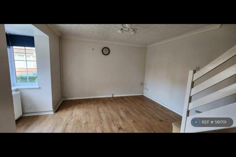 2 bedroom terraced house to rent, Spencer Drive, St. Ives, PE27