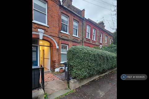 2 bedroom flat to rent, Diana Road, London, E17