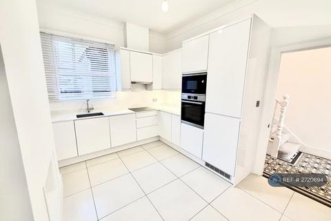 4 bedroom semi-detached house to rent, Marion Road, London, NW7