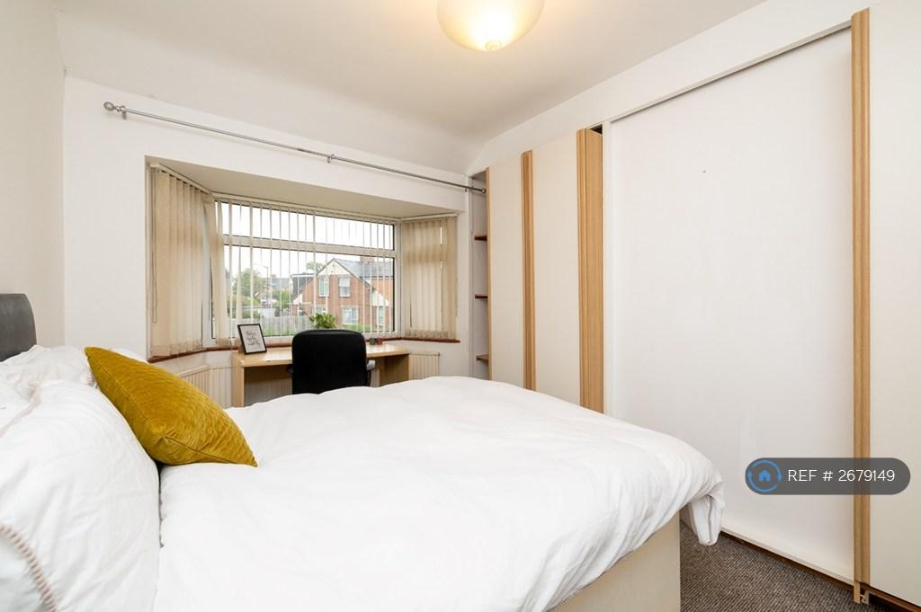 Large Sliding Wardrobes
