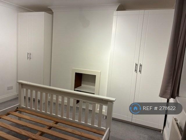 First Floor Bedroom Wardrobes