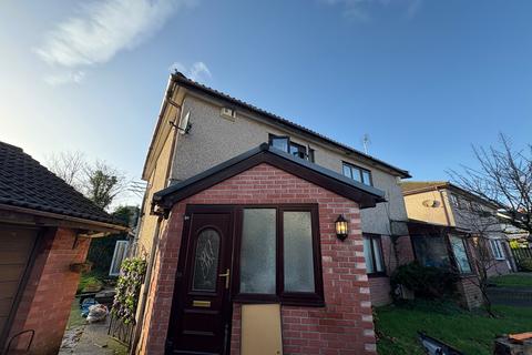 3 bedroom semi-detached house to rent, Hazel Mead, Brynmenyn, Bridgend