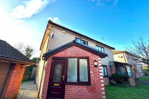2 bedroom semi-detached house to rent, Hazel Mead, Brynmenyn, Bridgend