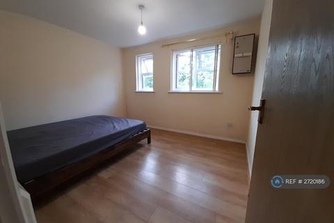 undefined, Shafter Road, Dagenham, RM10