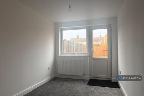1 bedroom terraced house to rent, Park Road, Lowestoft, NR32