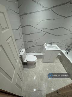 3 bedroom flat to rent, Pembroke Road, Shirehampton Bristol, BS11