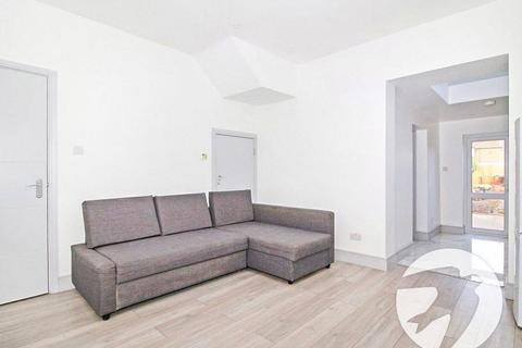 undefined, Oak Road, Erith, DA8