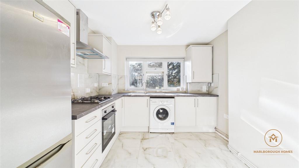 South Woodford E18