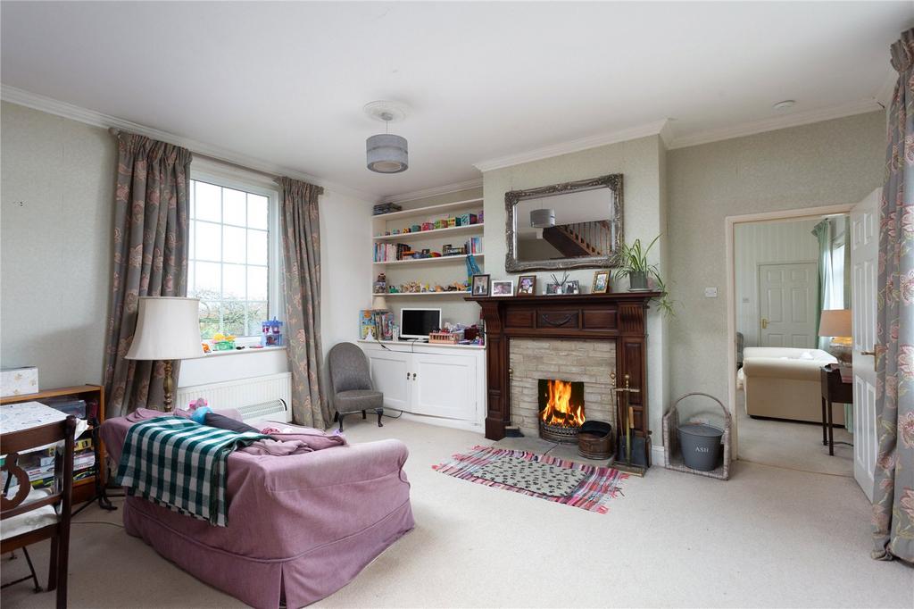 Dining/Sitting Room