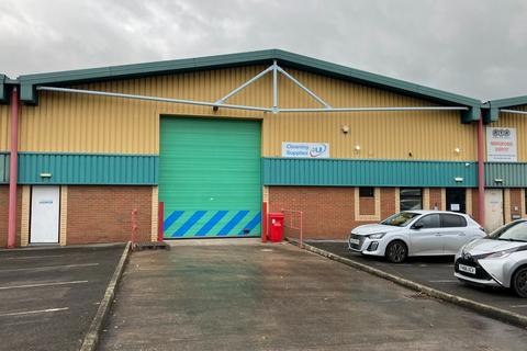 Distribution warehouse to rent, Road One Winsford CW7 3PR