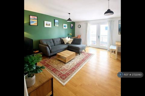 2 bedroom flat to rent, Bruford Court, London, SE8