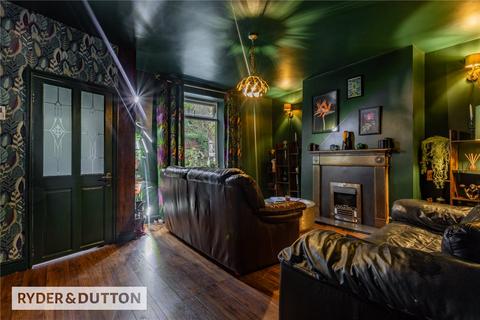 4 bedroom terraced house for sale, Huddersfield Road, Newhey, Rochdale, Lancashire, OL16
