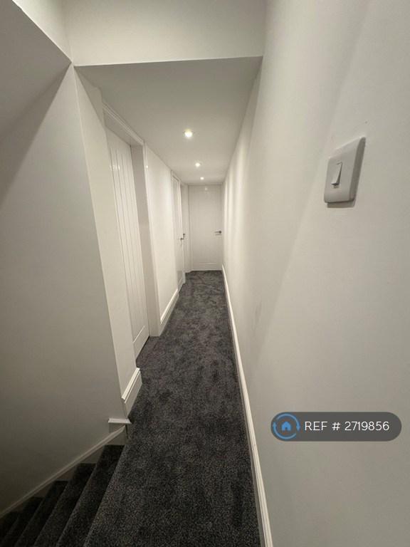 1st Floor Landing