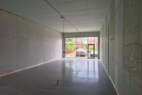 Retail property (high street) to rent, Lytham Rd Warton PR4 1AD